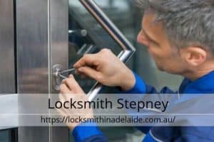 Locksmith stepney